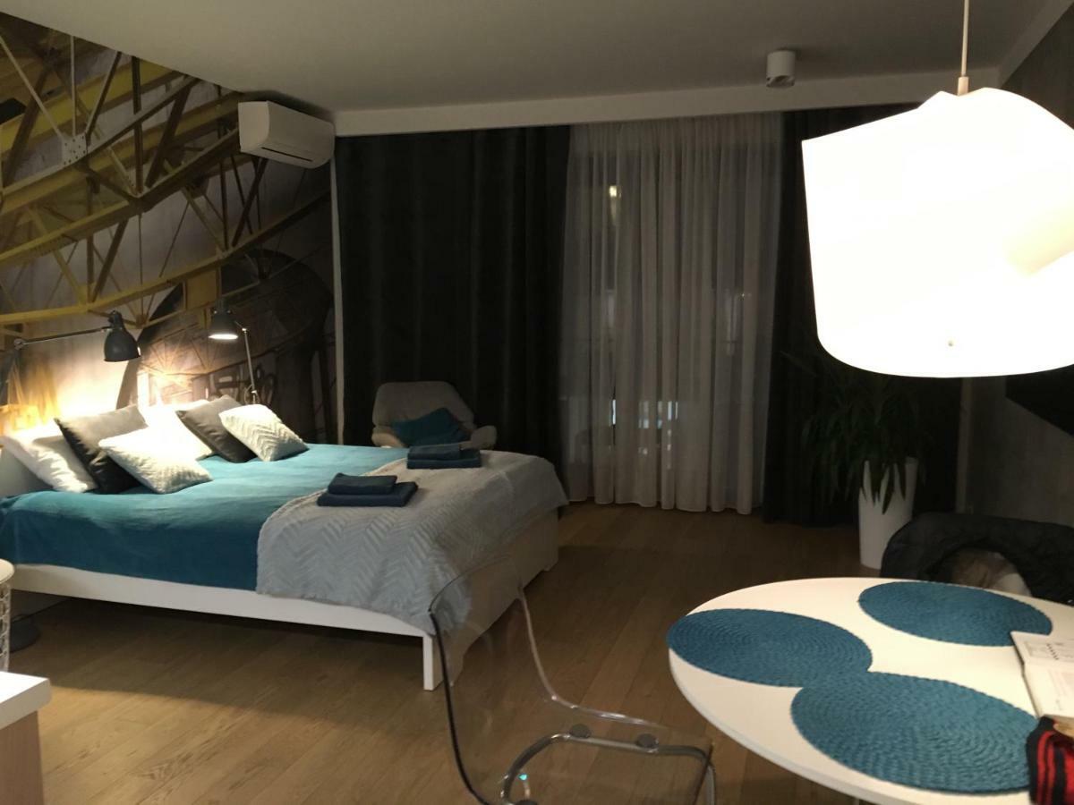 Apartment In The Gantry Hall - W19 Krakau Buitenkant foto
